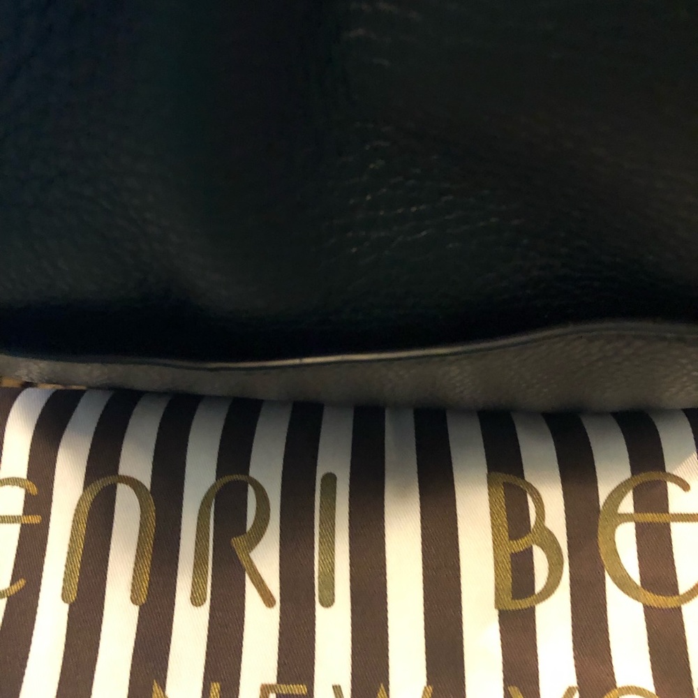 🔥BLACK FRIDAY SALE💥 💥New Vintage Henri Bendel Soho Bucket Hobo - Picture 3 of 9